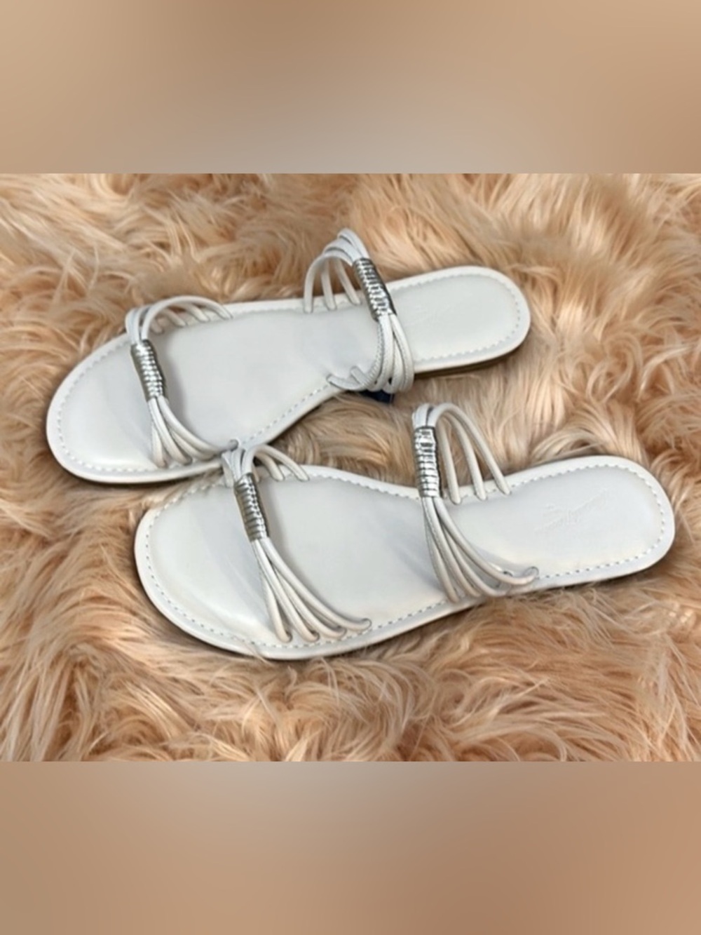 Women’s Cream Strappy Flat Sandals With Gold Accent Sz 7.5 NEW!